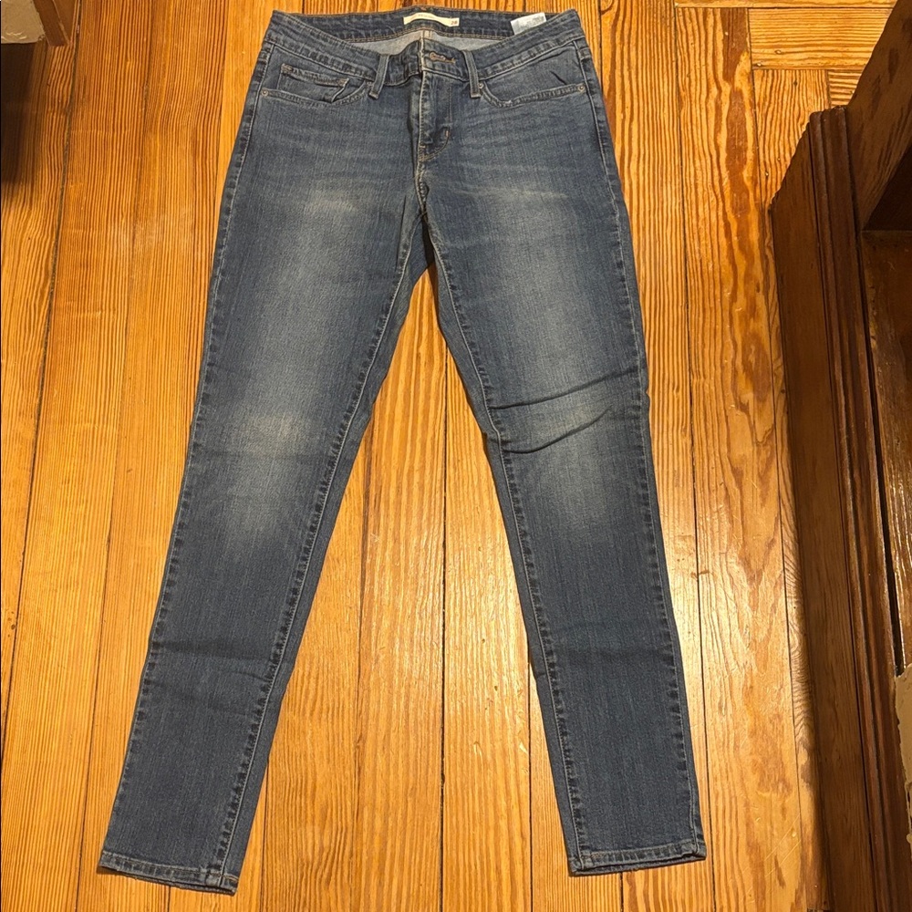Levi’s 711 skinny Jeans size 29 W29/L32 like new